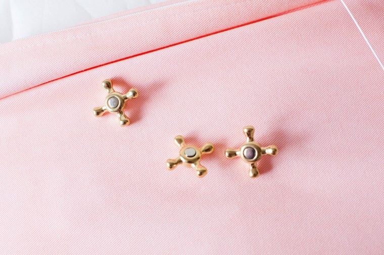 DIY Couch Cushion Tufting