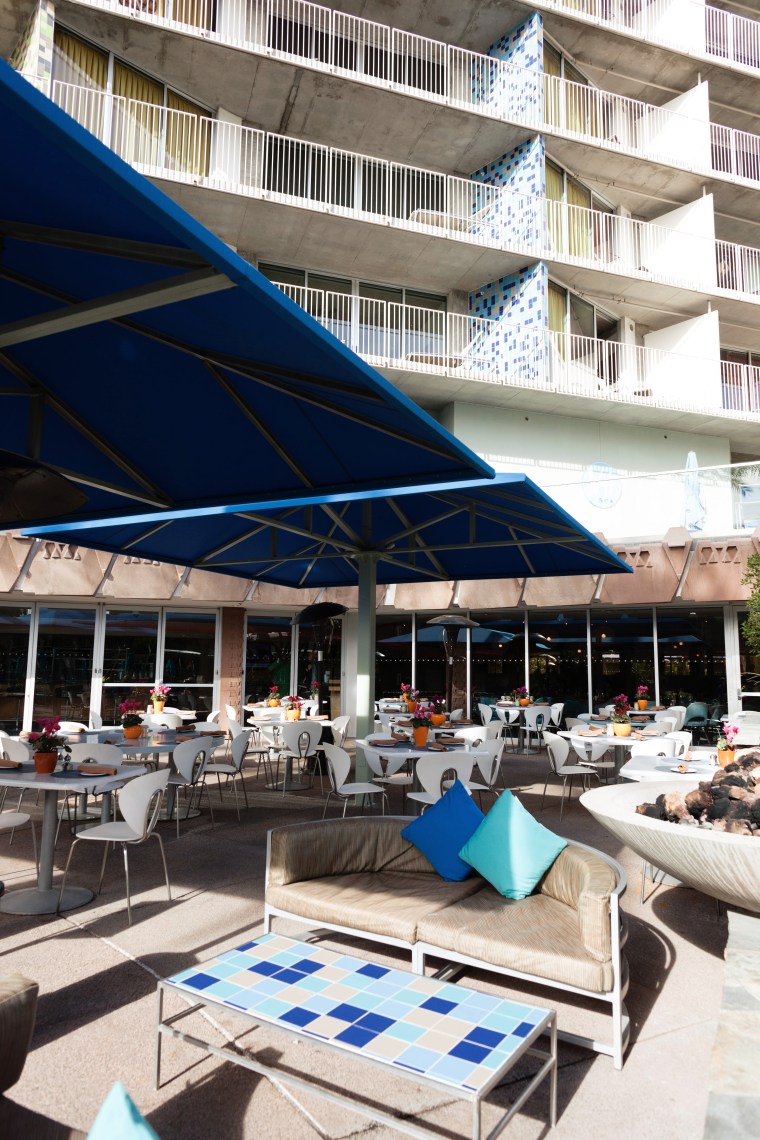 Cafe Zuzu at the Hotel Valley Ho (1)