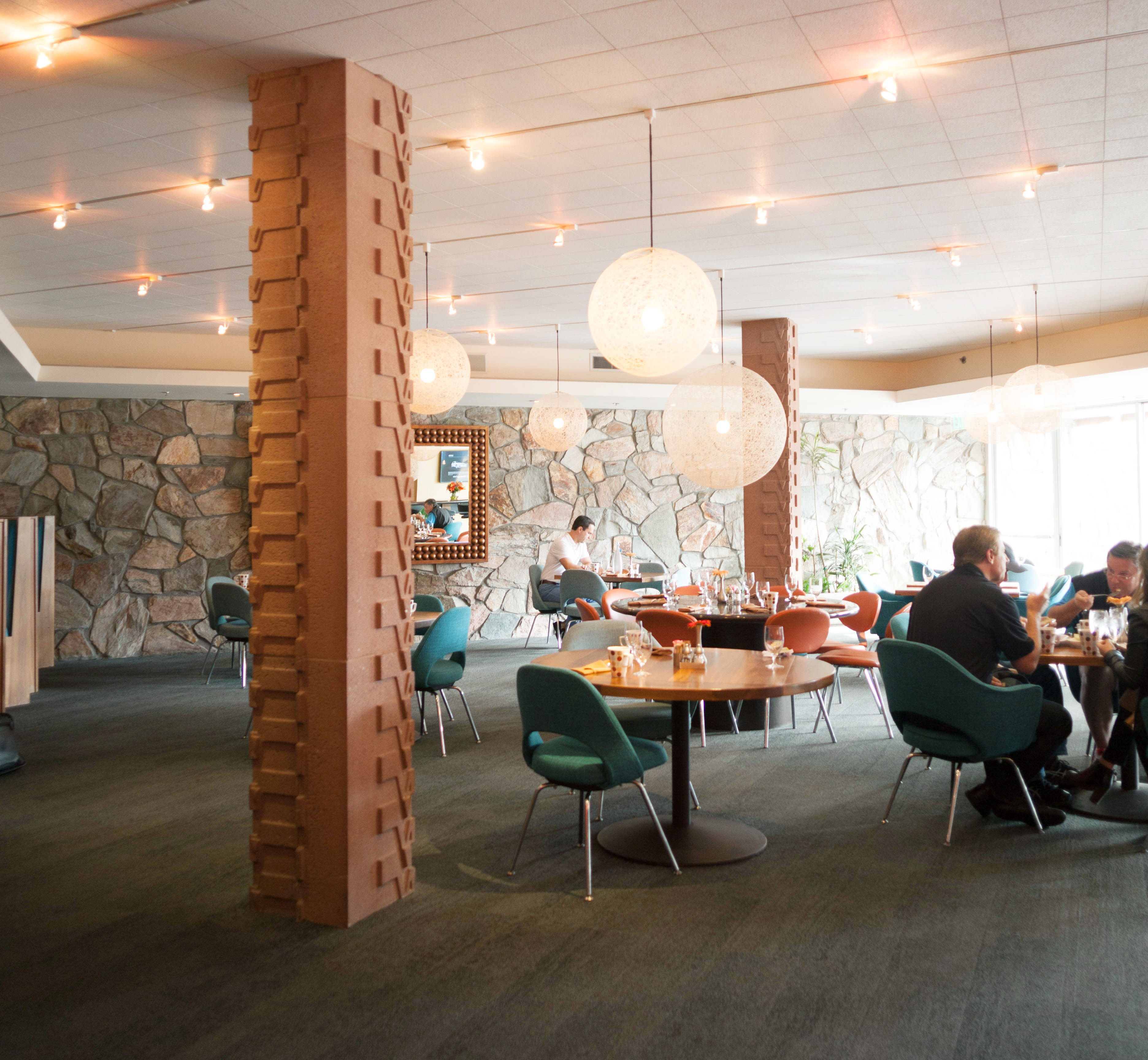 Cafe Zuzu at the Hotel Valley Ho (3)