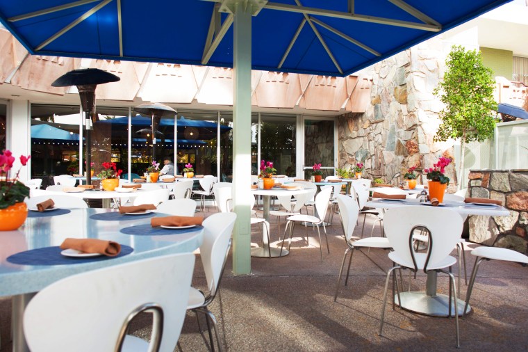 Cafe Zuzu at the Hotel Valley Ho (5)