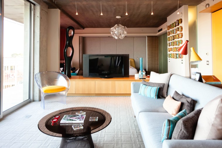 Scottsdale's Hotel Valley Ho King Suite (5)