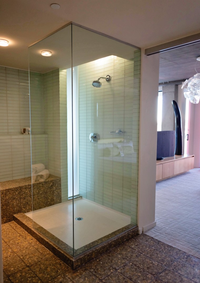 Scottsdale's Hotel Valley Ho King Suite (8)