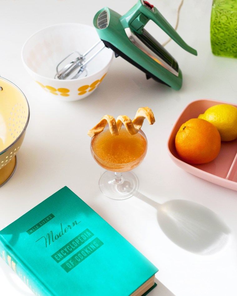 Apple Pie Cocktail Recipe - Rum, Apple Brandy, Vermouth, Grenadine, and Lemon Juice