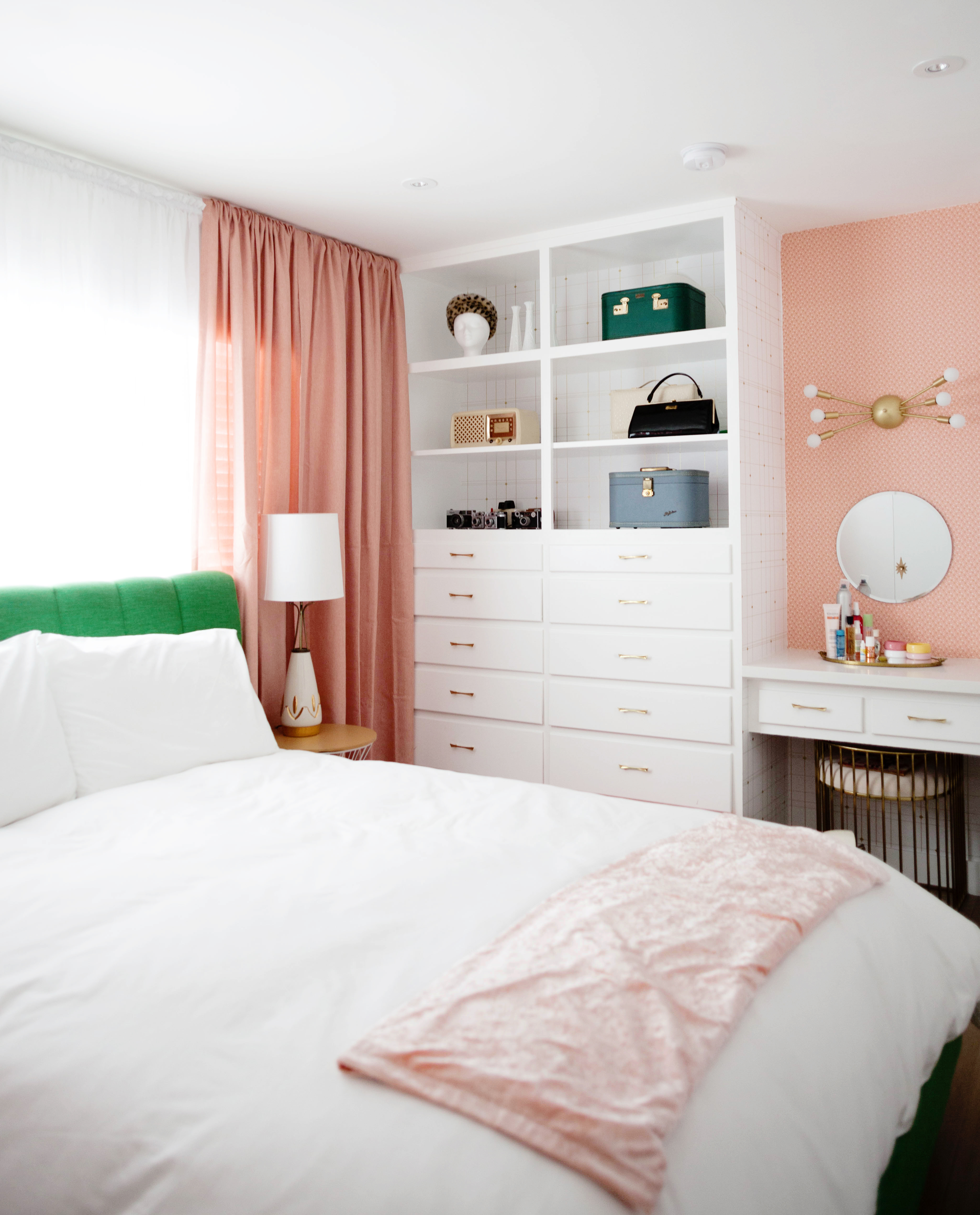 Vintage Pink and gold Bedroom