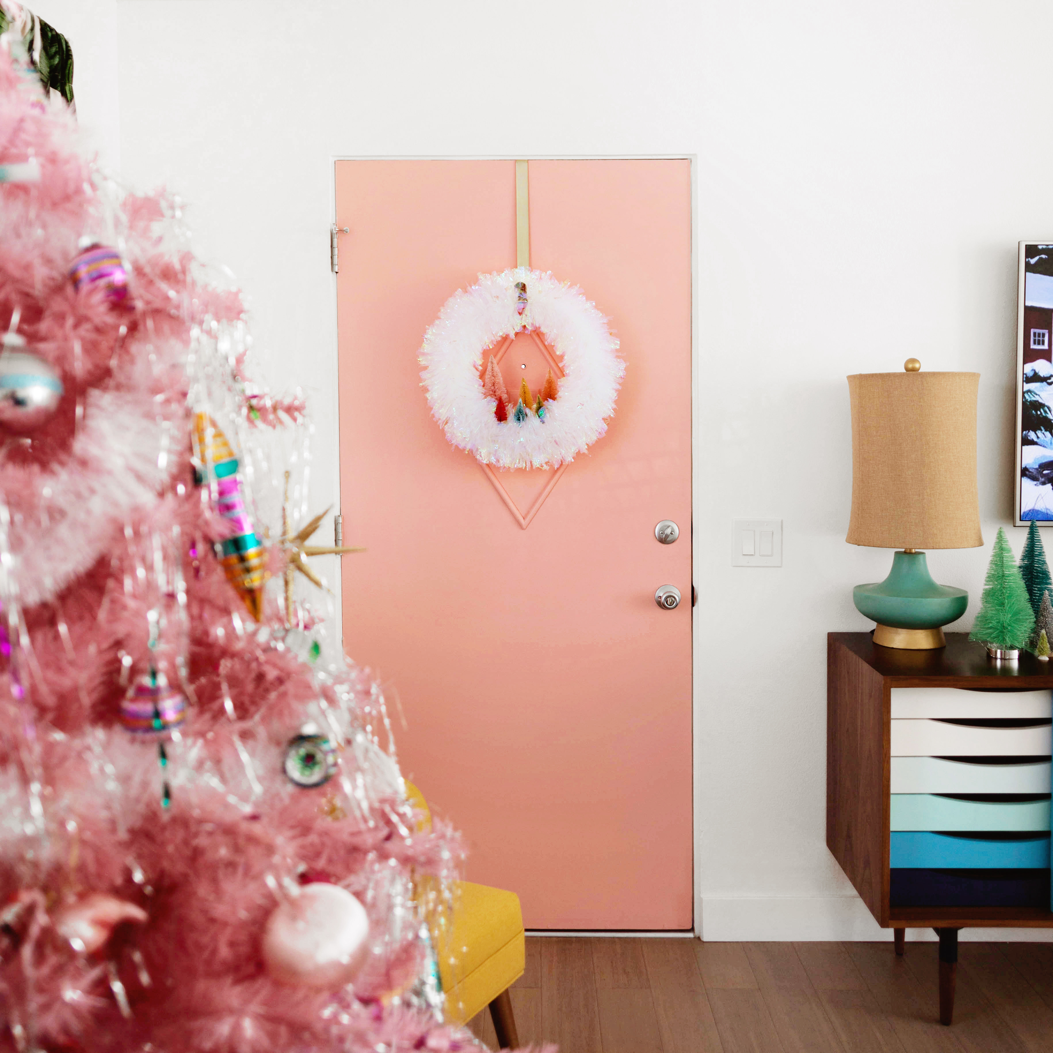 DIY Vintage Inspired Cellophane Wreath