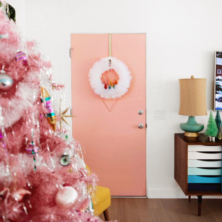 DIY Vintage Inspired Cellophane Wreath