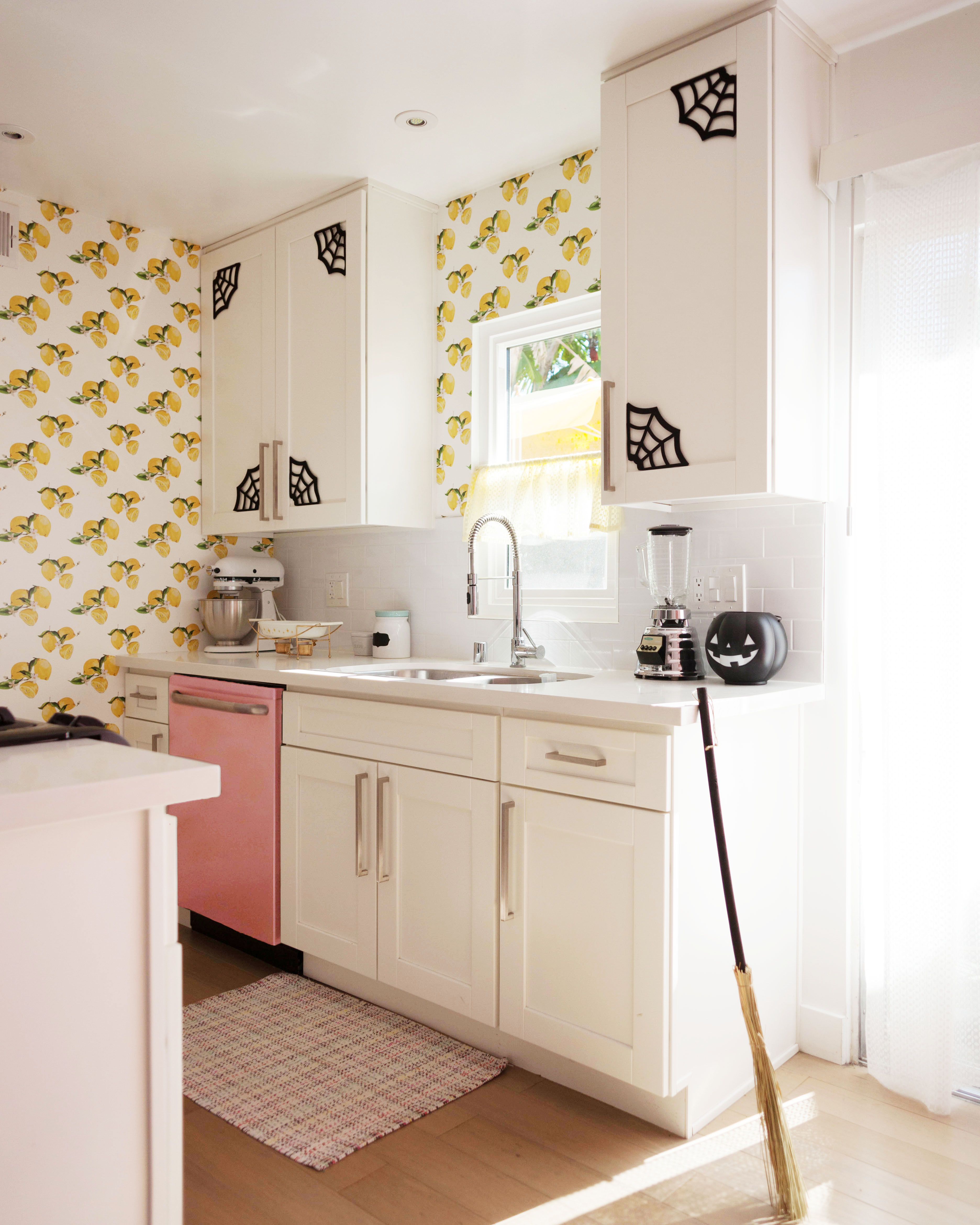 Easy Halloween Kitchen Decor