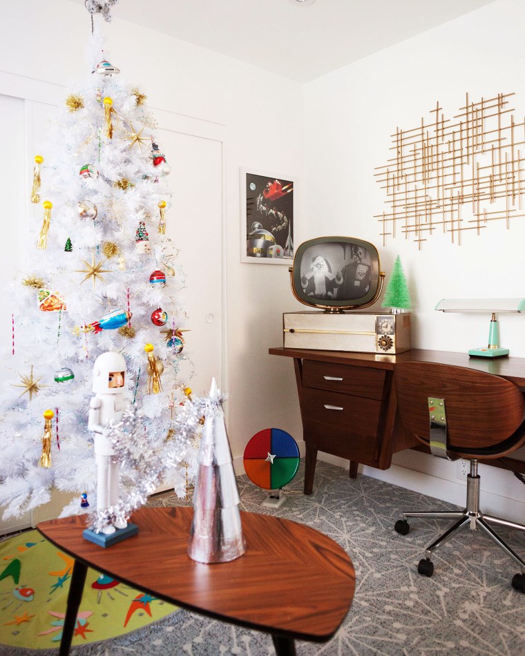 Retro Space Age Christmas decor