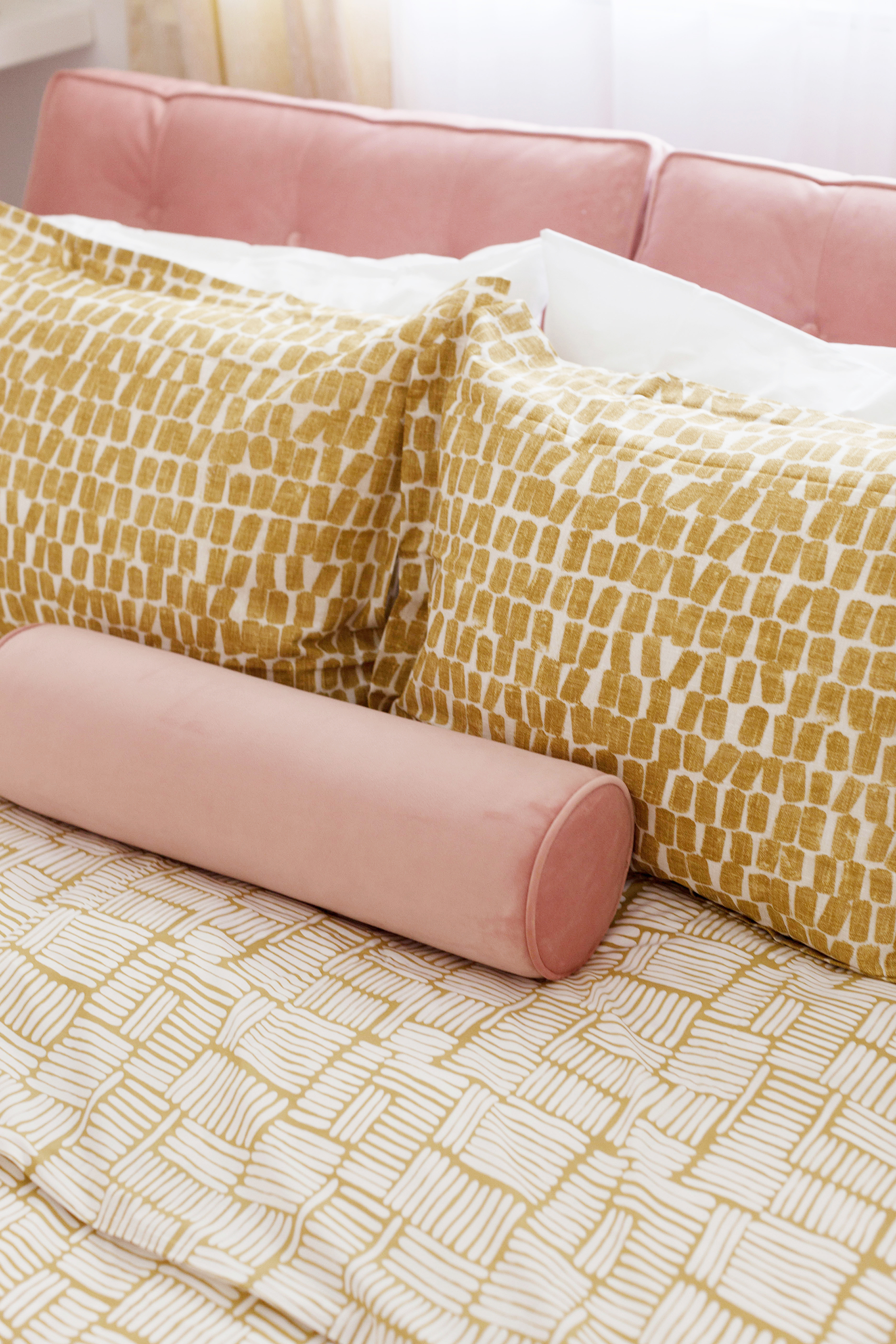 MidCentury Retro Style Bedding-